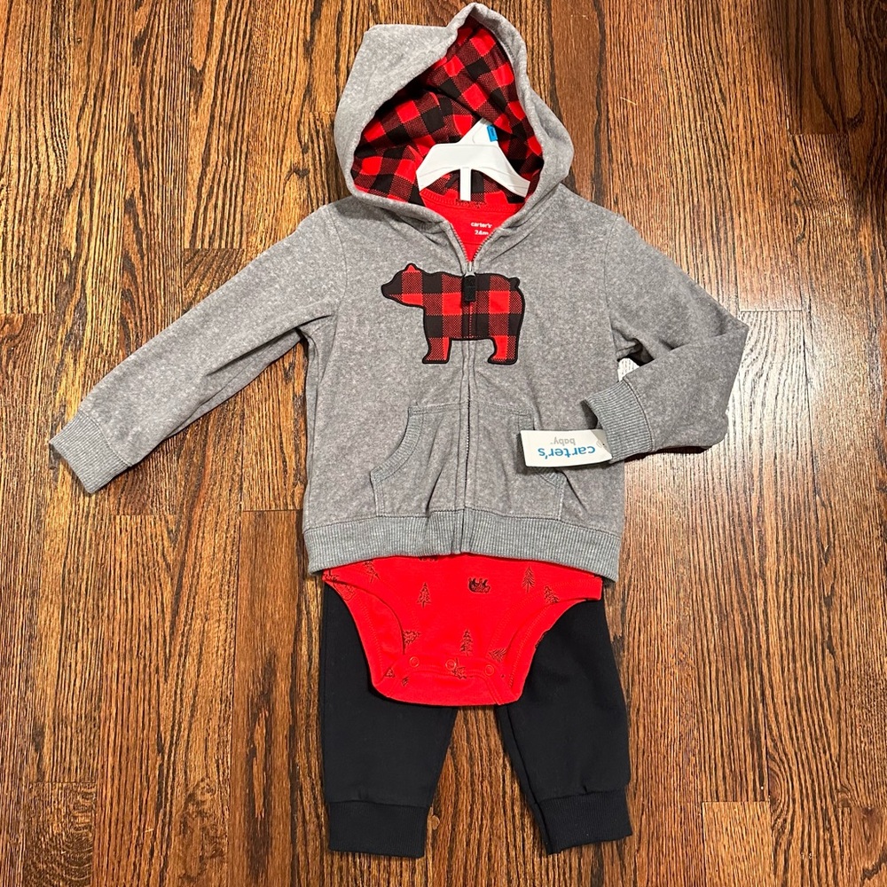 Carters 3 Piece baby outfit size 24 months NWT
